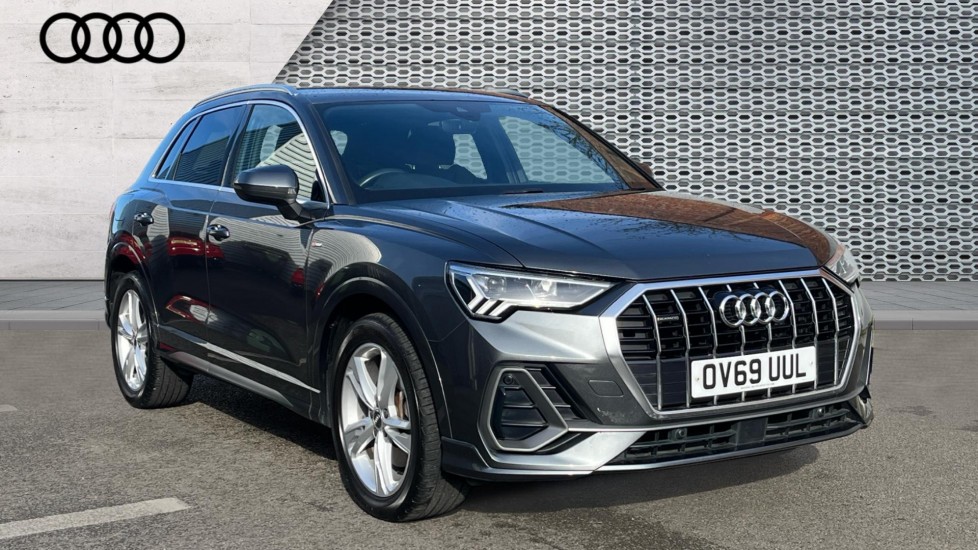 Main listing image - Audi Q3