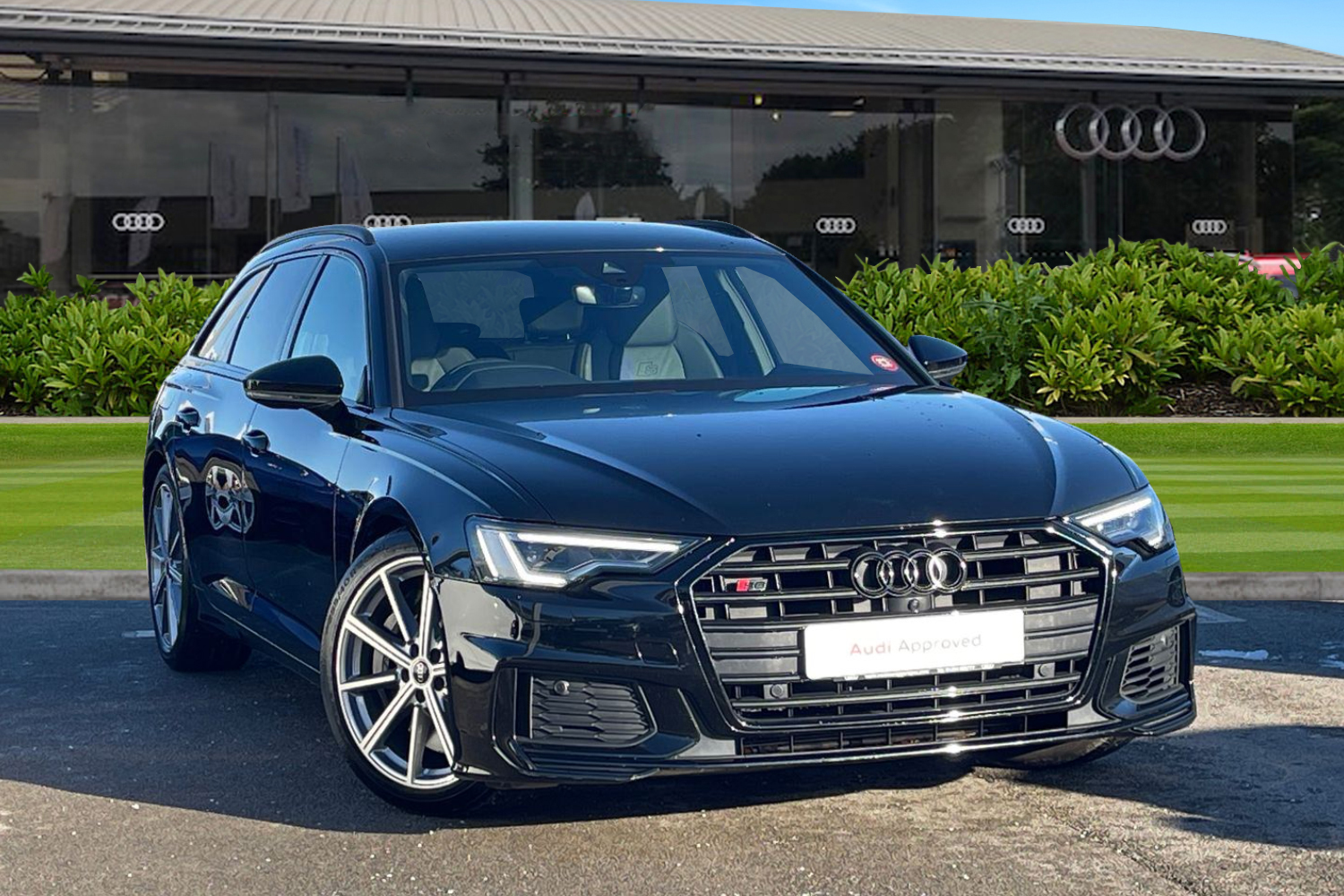 Main listing image - Audi S6