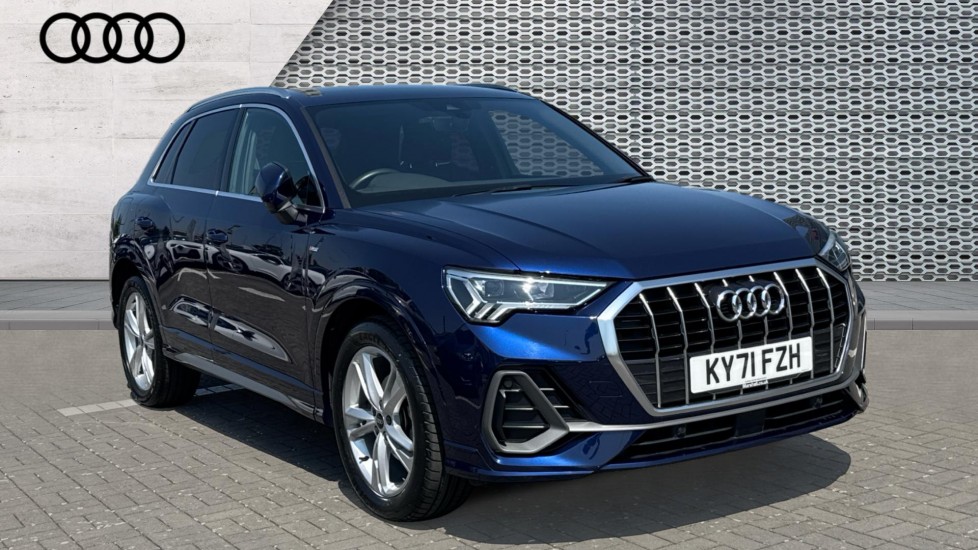 Main listing image - Audi Q3