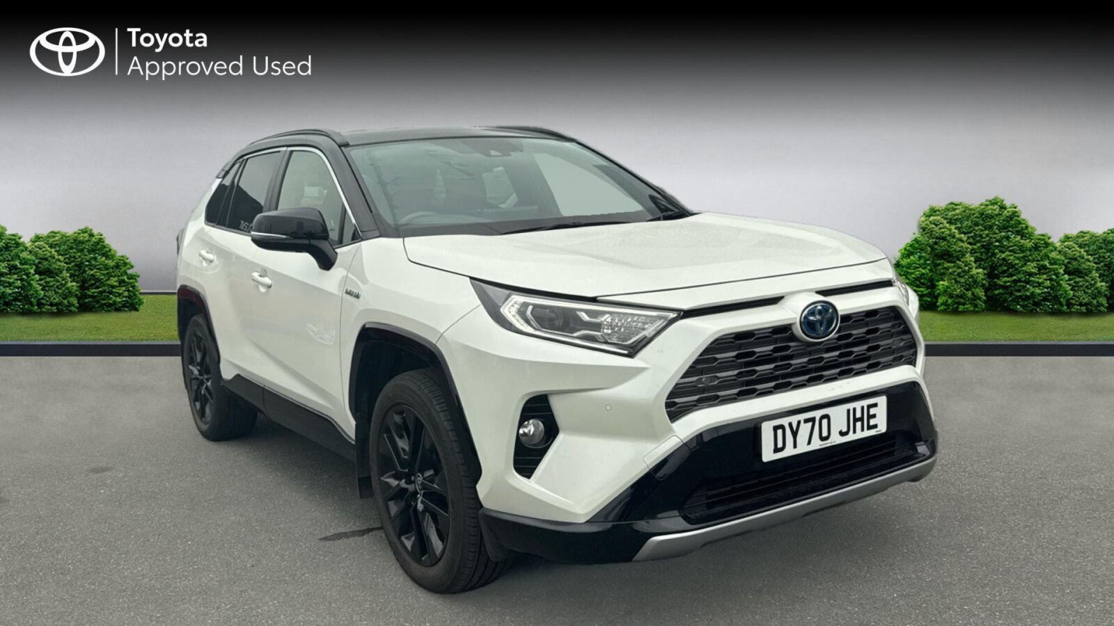 Main listing image - Toyota RAV4