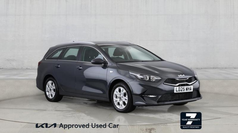 Main listing image - Kia Ceed SW