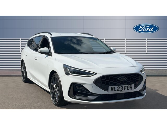 Main listing image - Ford Focus Estate