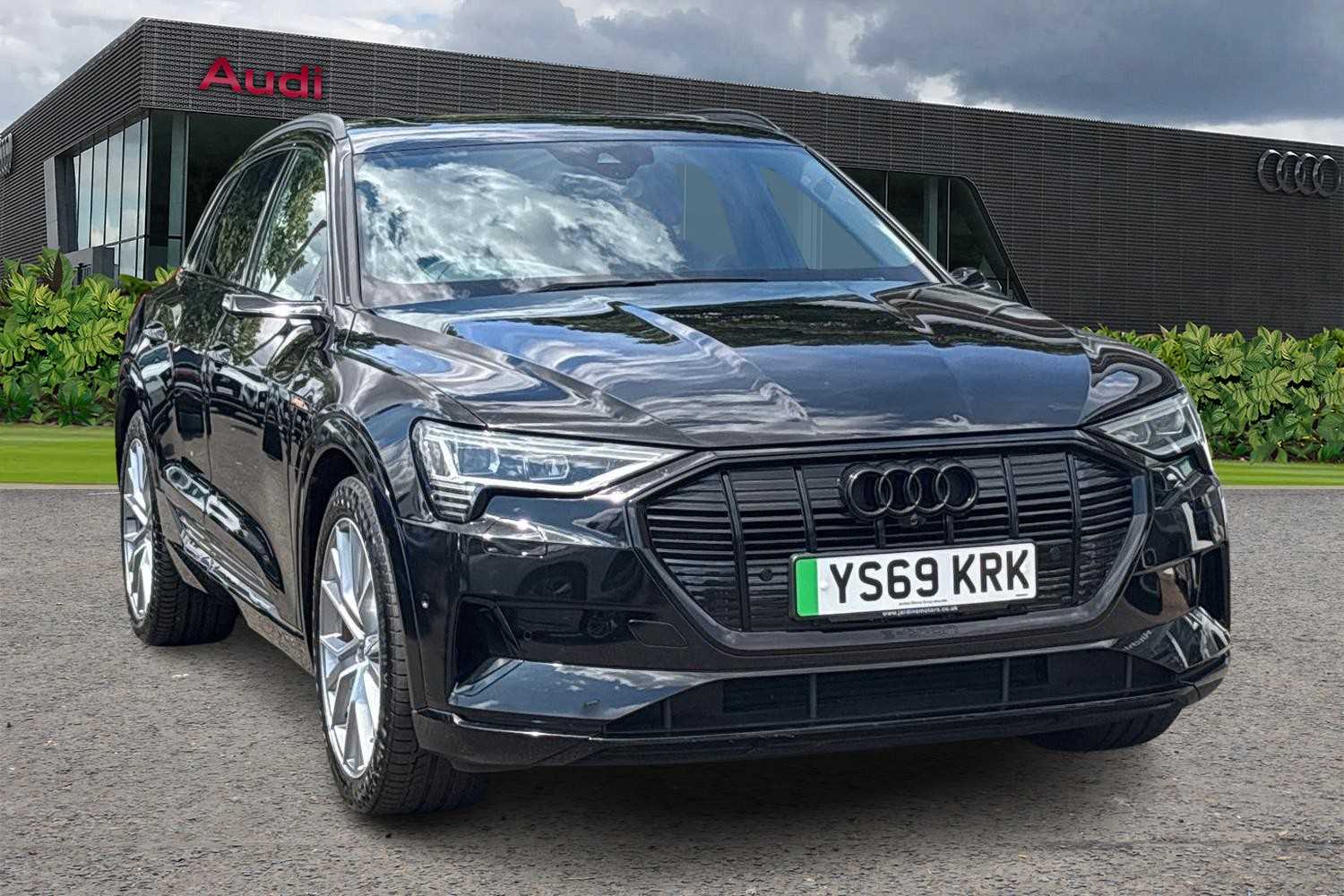 Main listing image - Audi e-tron