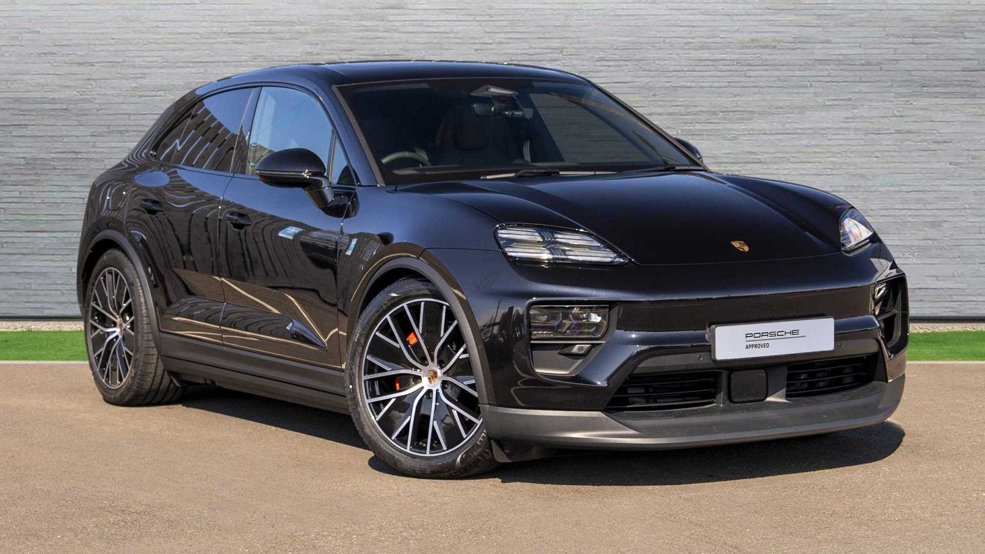 Main listing image - Porsche Macan