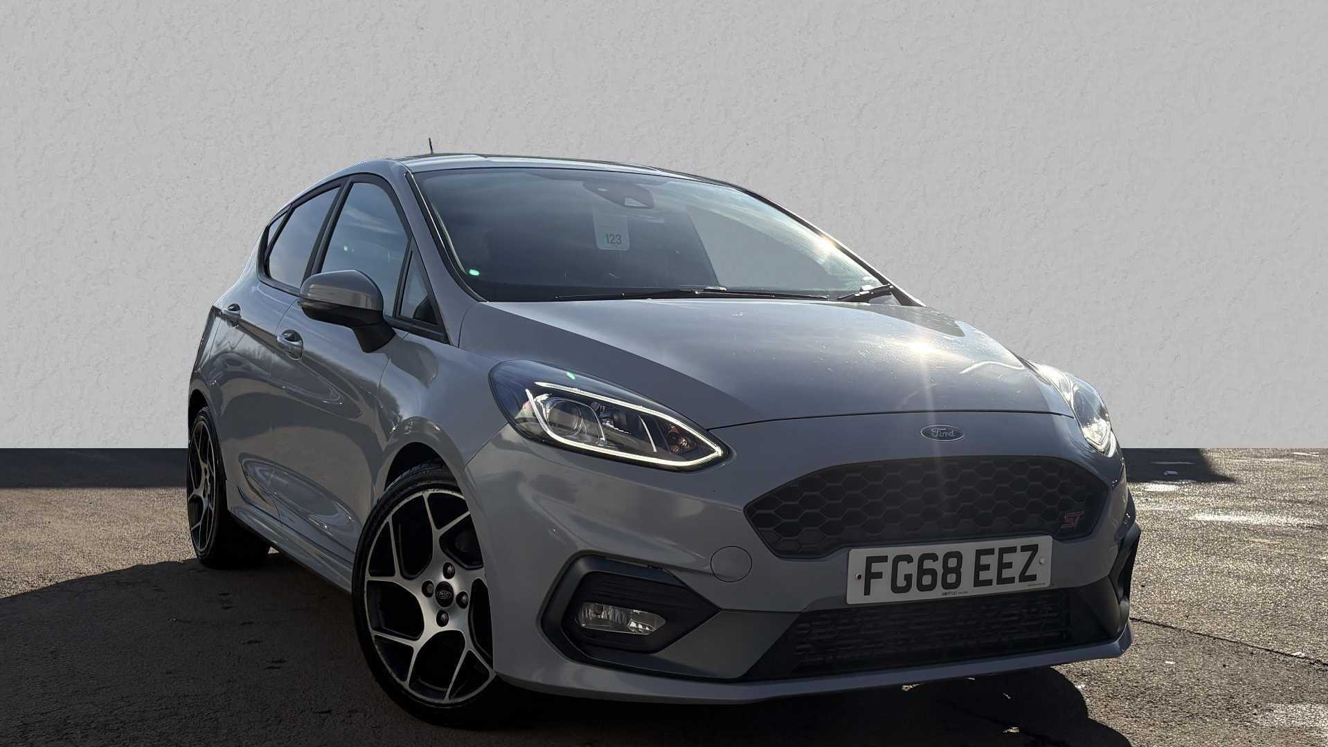 Main listing image - Ford Fiesta ST