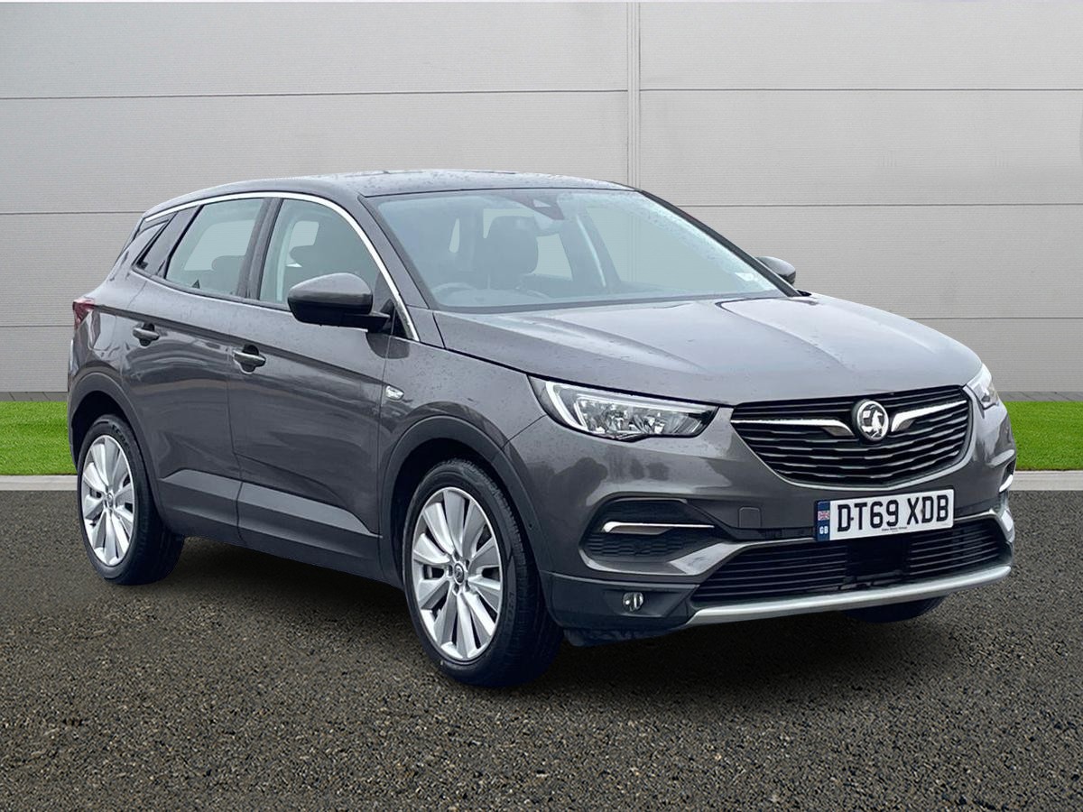 Main listing image - Vauxhall Grandland X