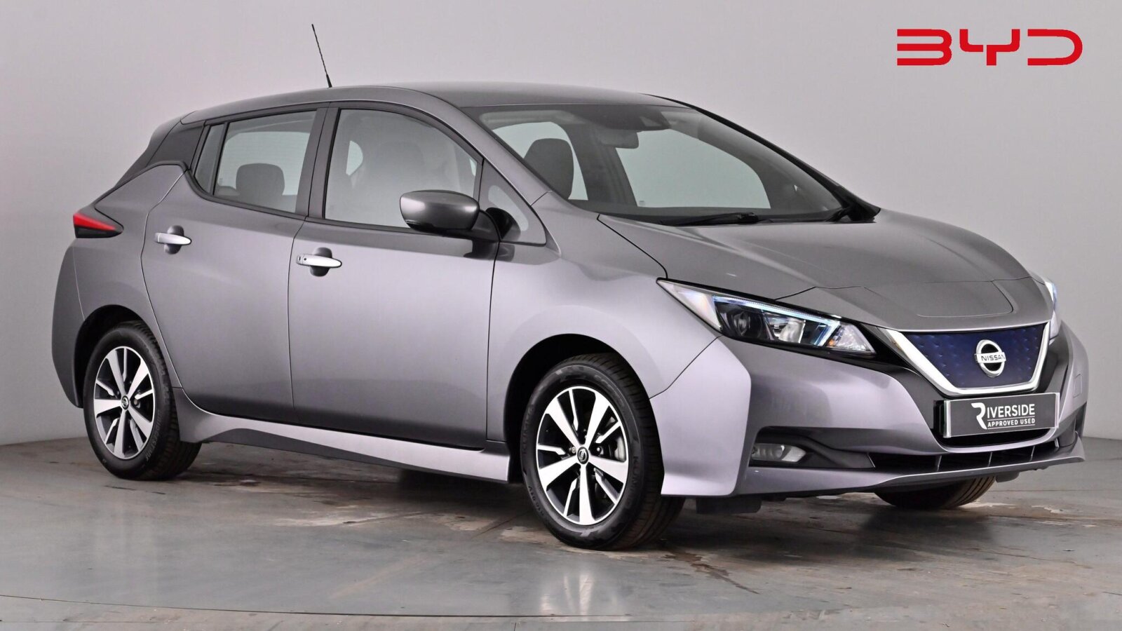 Main listing image - Nissan Leaf