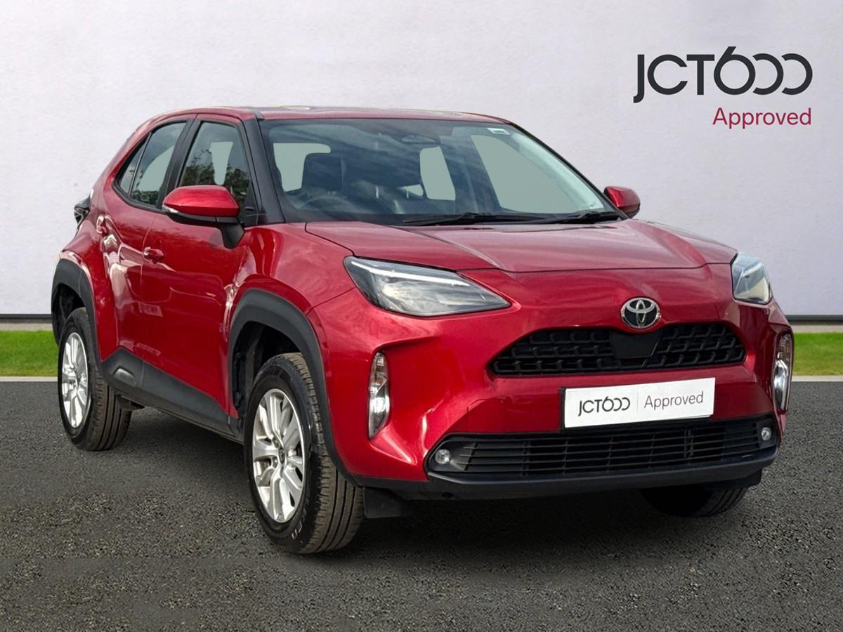 Main listing image - Toyota Yaris Cross