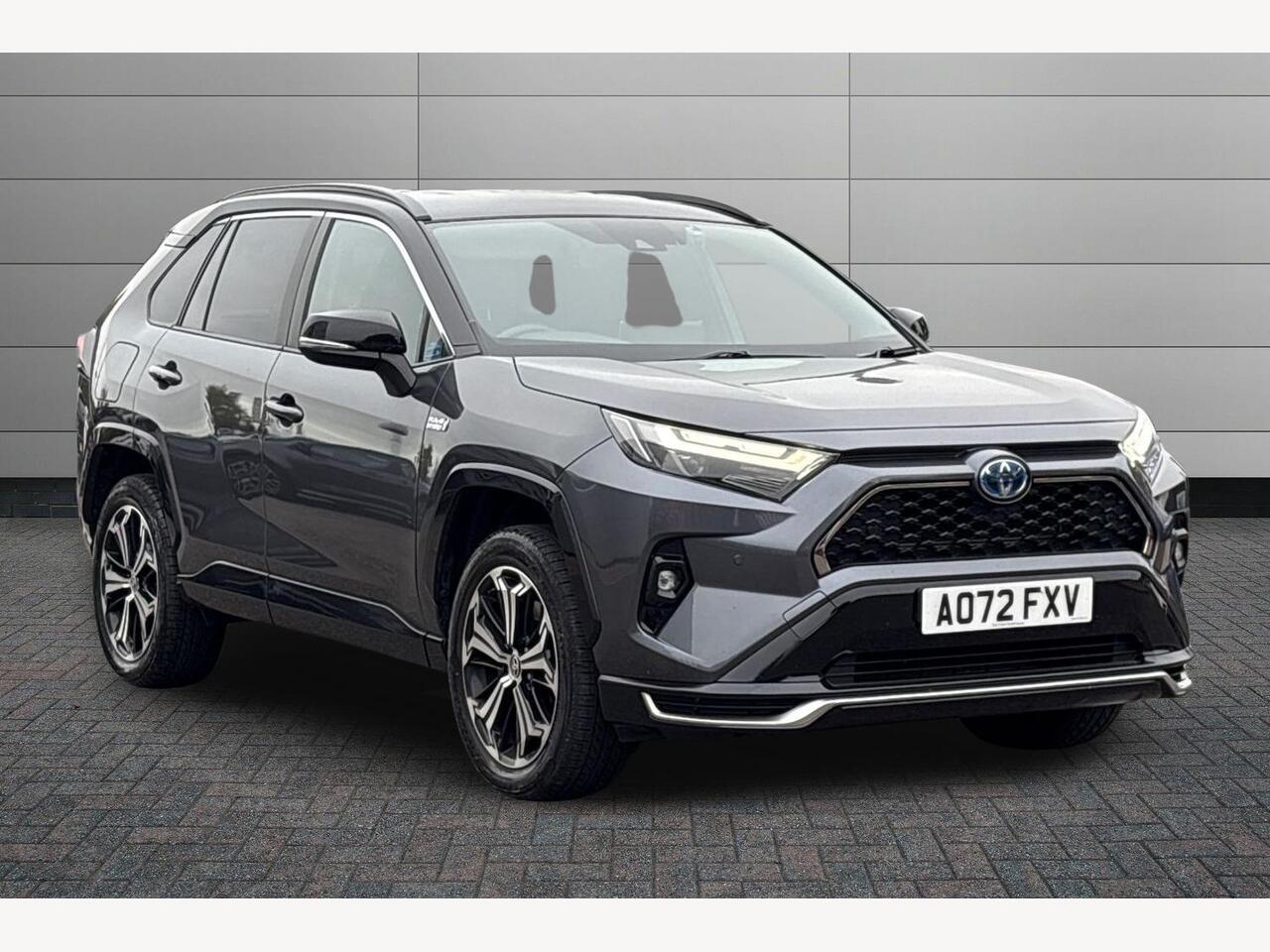 Main listing image - Toyota RAV4