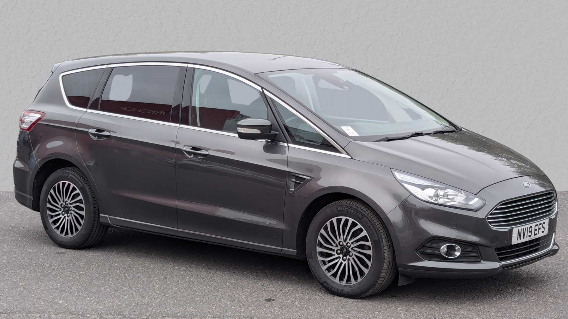 Main listing image - Ford S-MAX