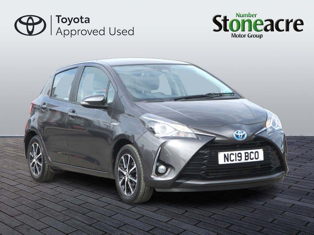 Main listing image - Toyota Yaris