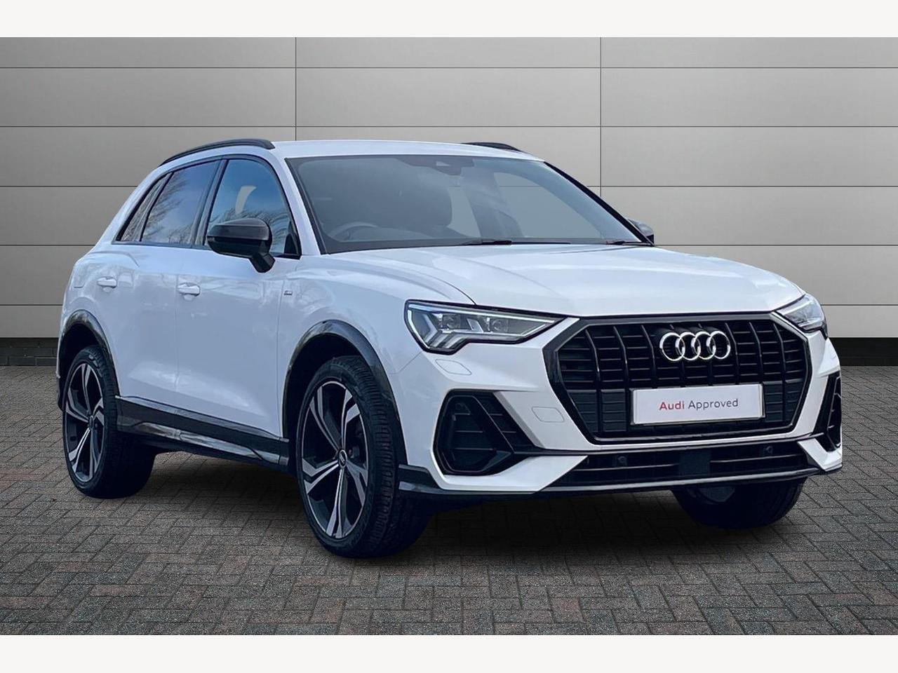 Main listing image - Audi Q3