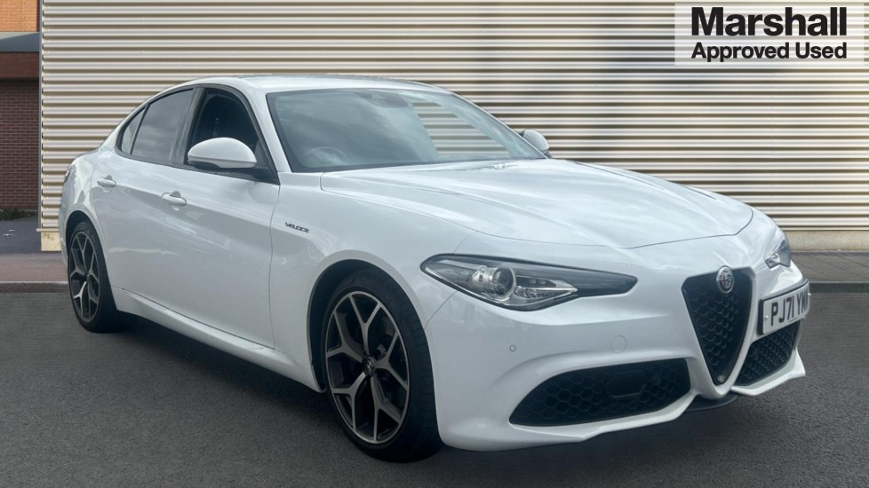 Main listing image - Alfa Romeo Giulia