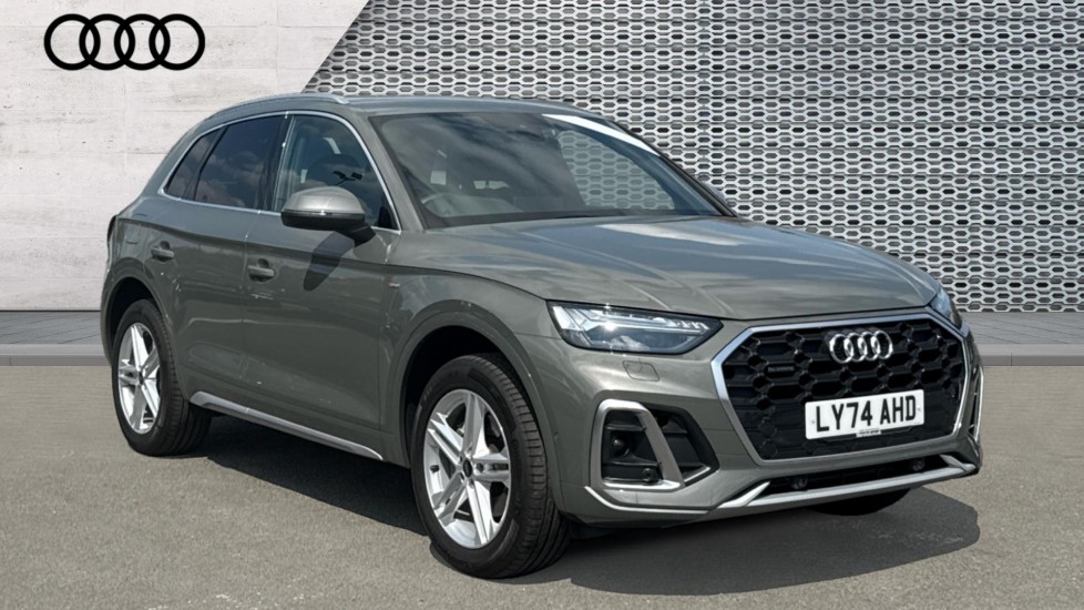 Main listing image - Audi Q5