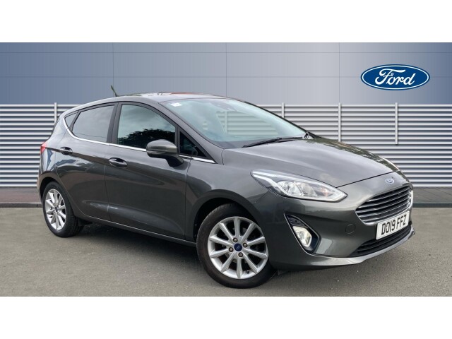 Main listing image - Ford Fiesta