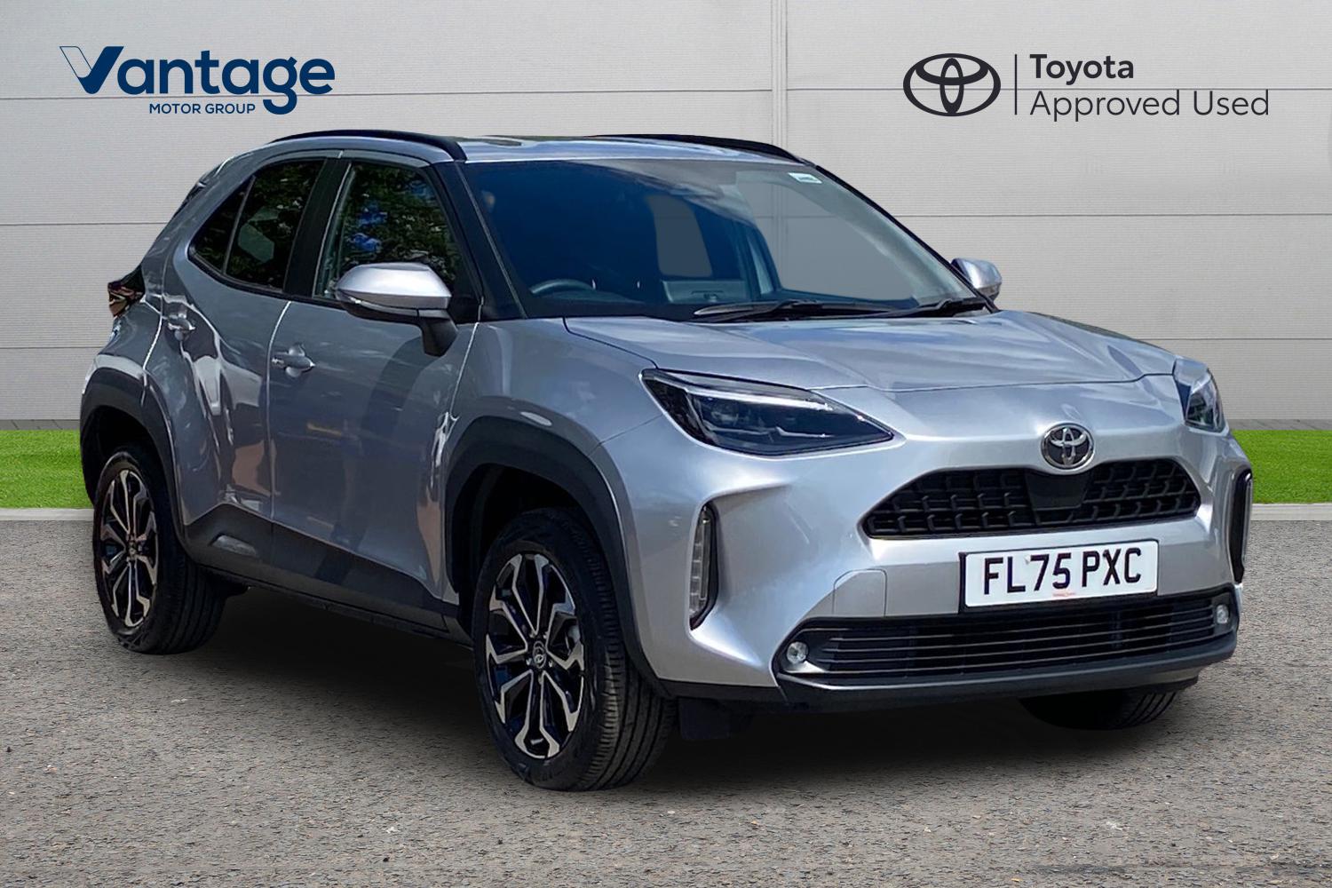 Main listing image - Toyota Yaris Cross