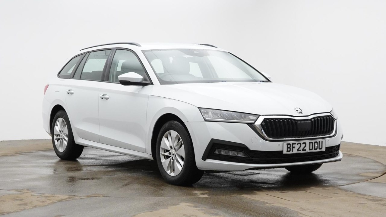 Main listing image - Skoda Octavia Estate