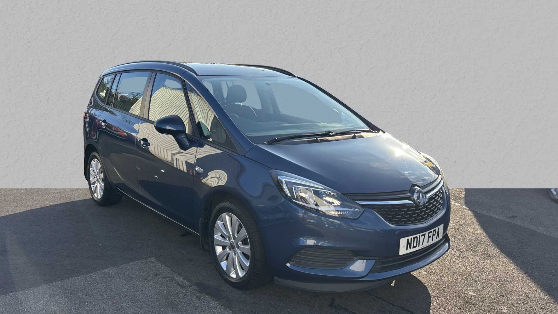 Main listing image - Vauxhall Zafira