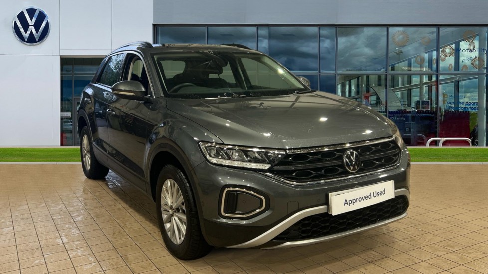 Main listing image - Volkswagen T-Roc