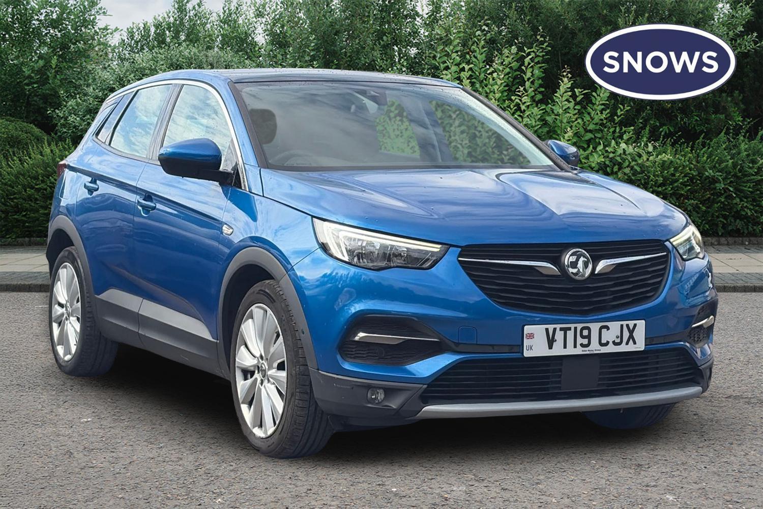 Main listing image - Vauxhall Grandland X
