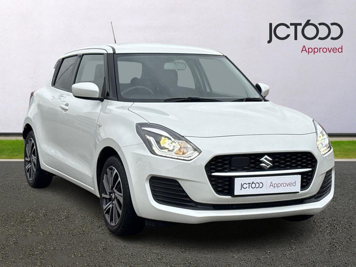 Main listing image - Suzuki Swift