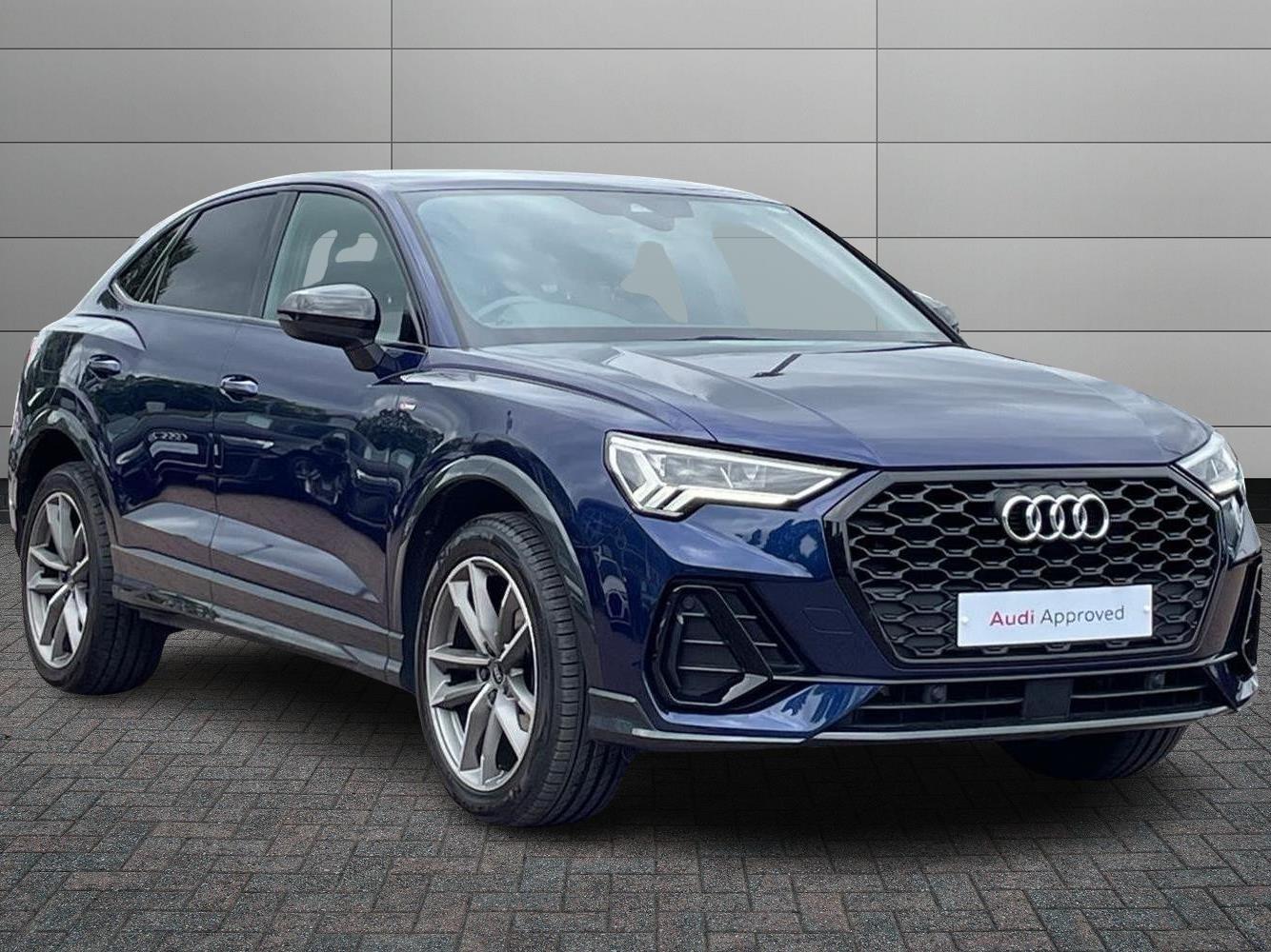 Main listing image - Audi Q3