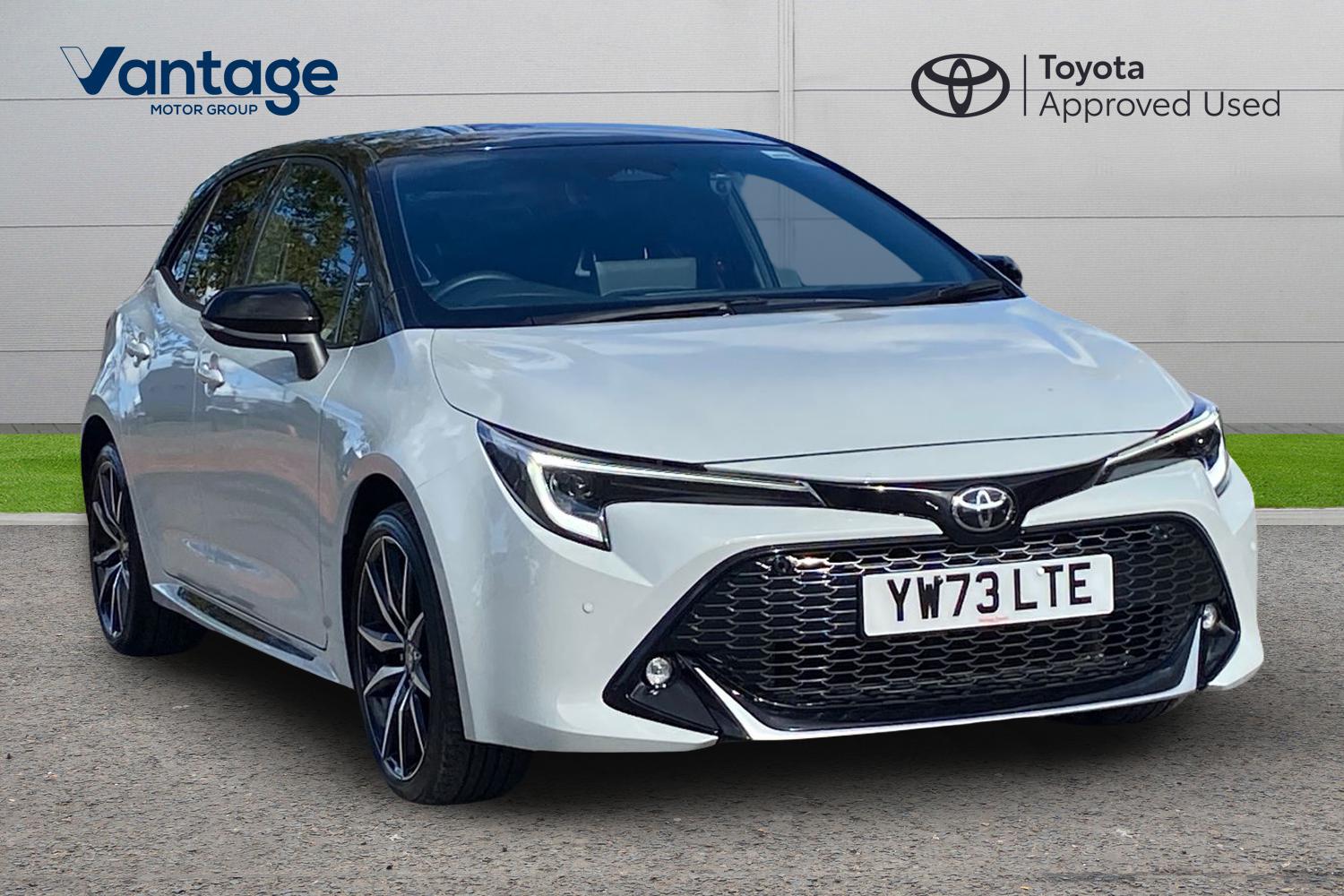 Main listing image - Toyota Corolla