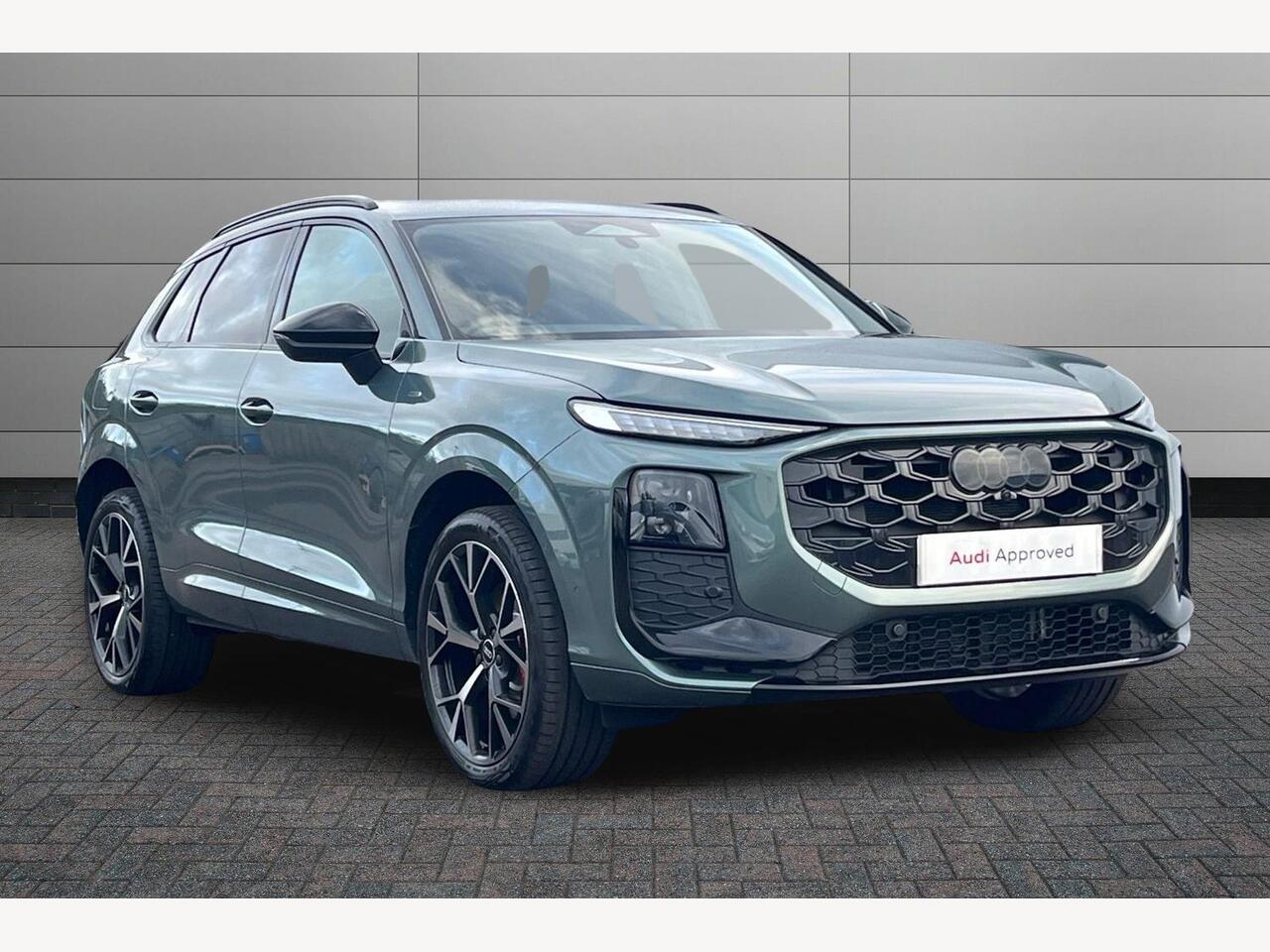 Main listing image - Audi Q3