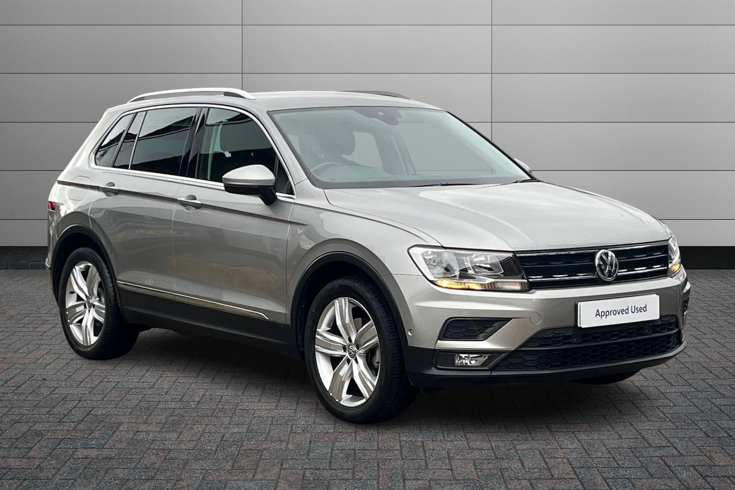 Main listing image - Volkswagen Tiguan