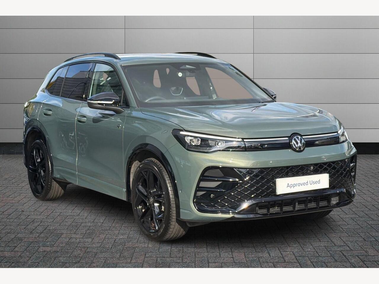 Main listing image - Volkswagen Tiguan