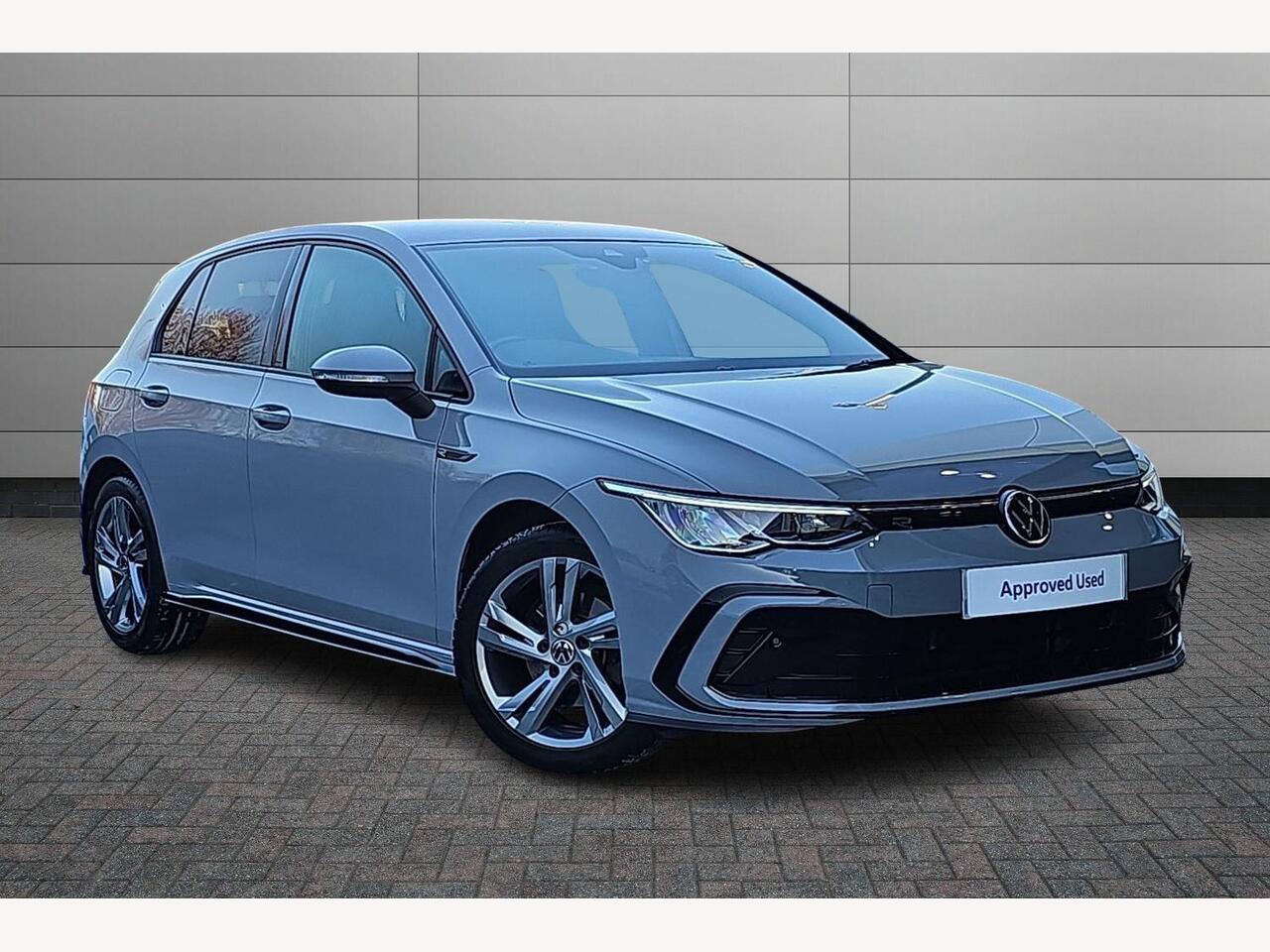 Main listing image - Volkswagen Golf