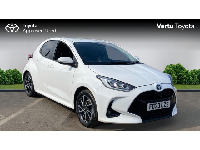Main listing image - Toyota Yaris