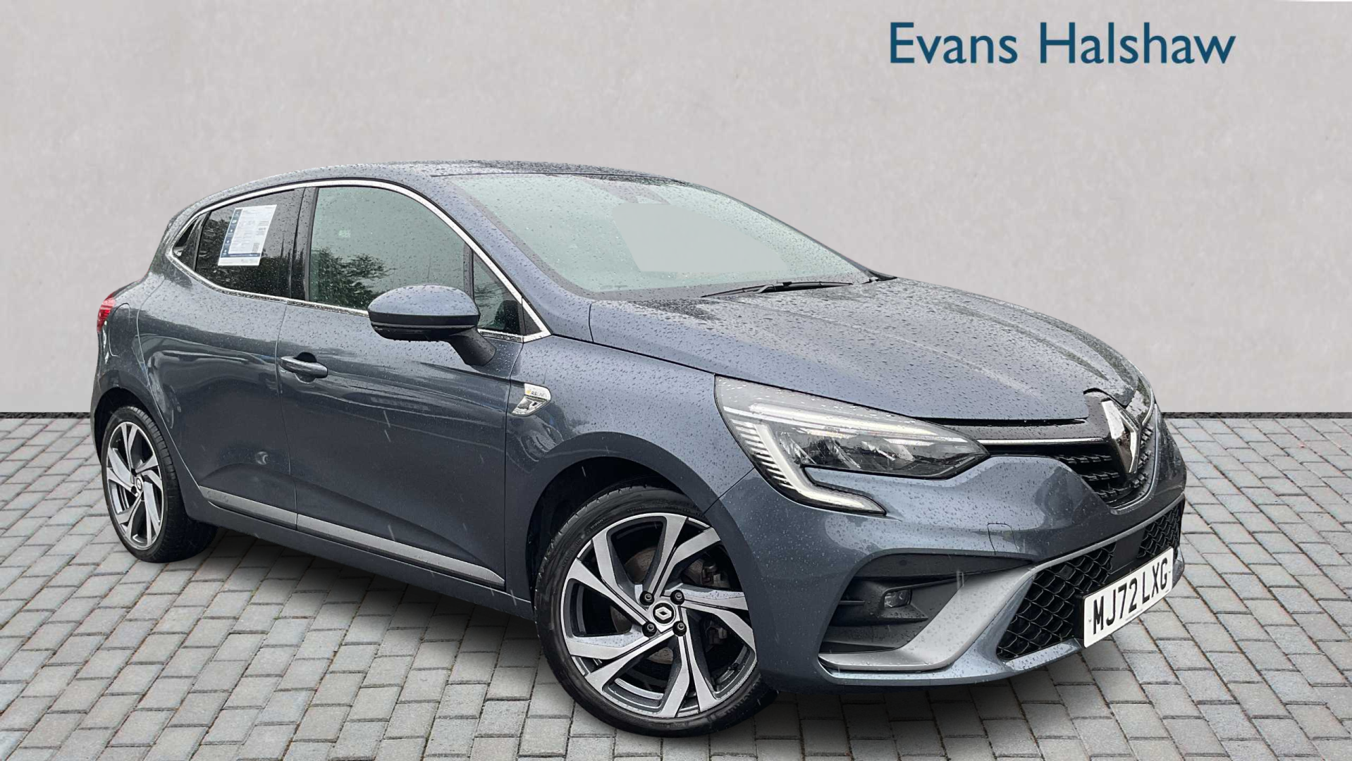 Main listing image - Renault Clio