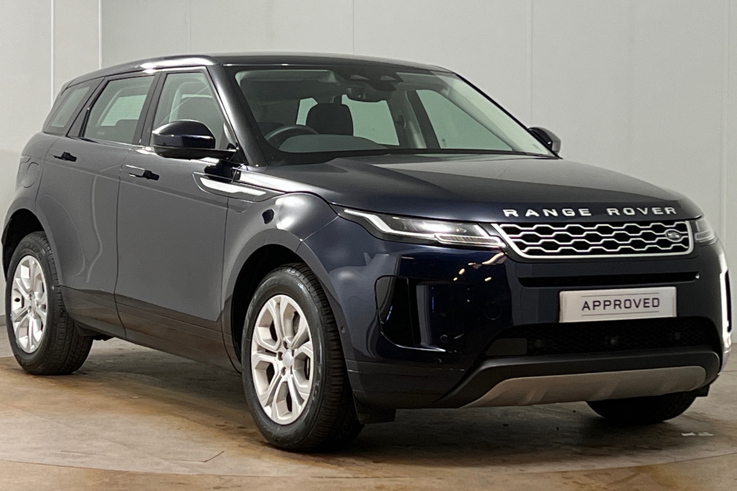 Main listing image - Land Rover Range Rover Evoque