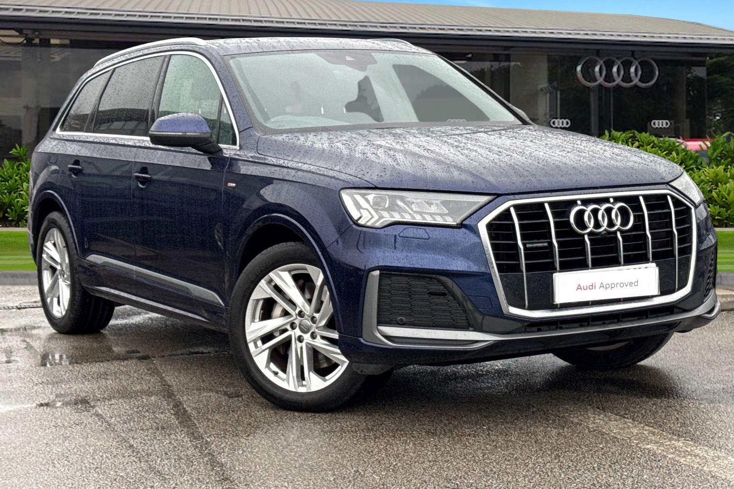 Main listing image - Audi Q7