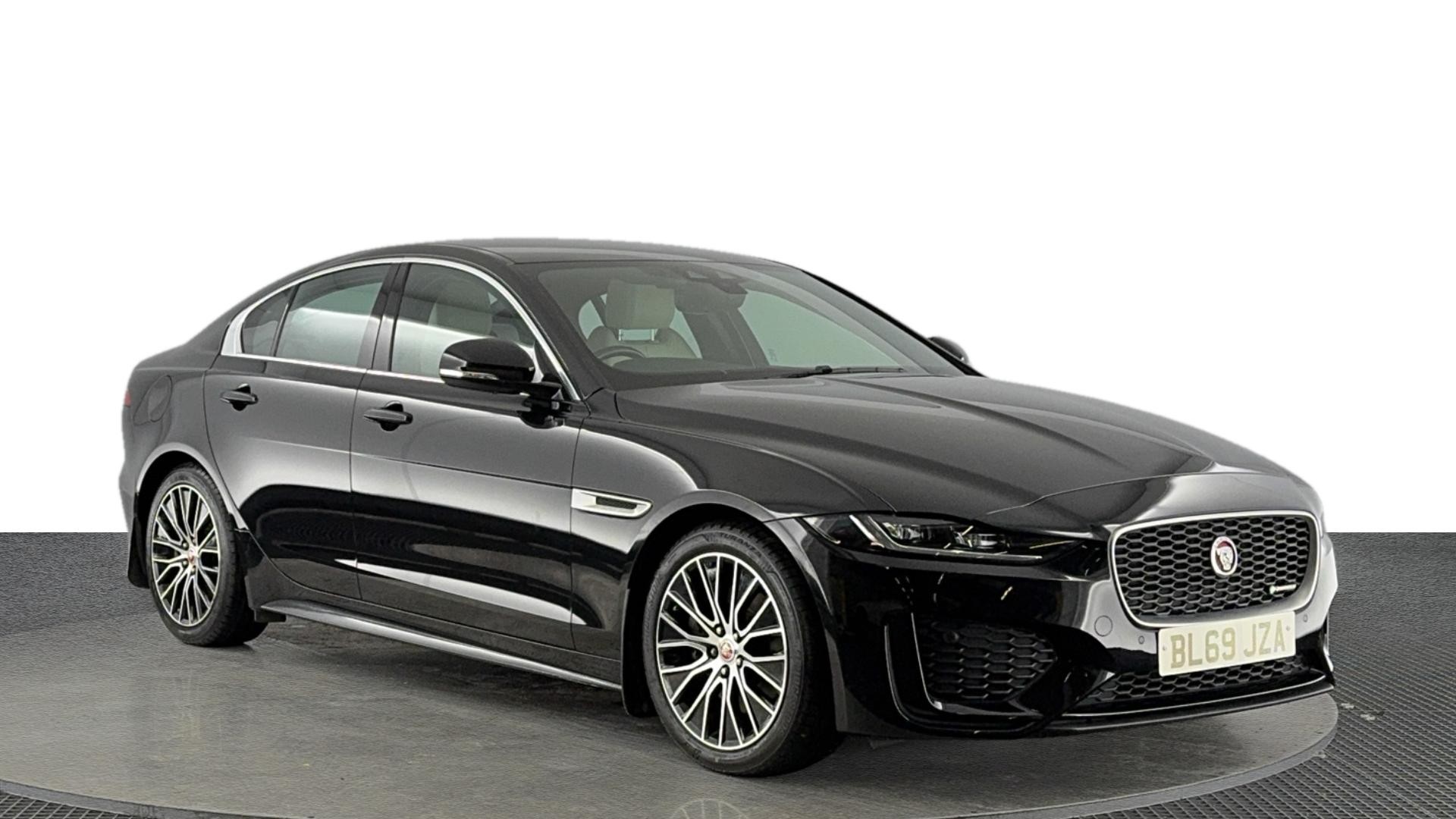 Main listing image - Jaguar XE