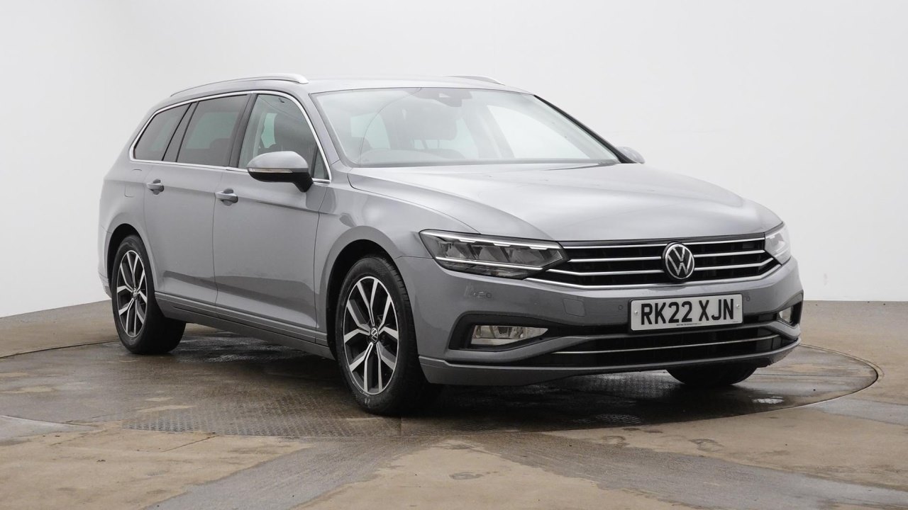 Main listing image - Volkswagen Passat Estate