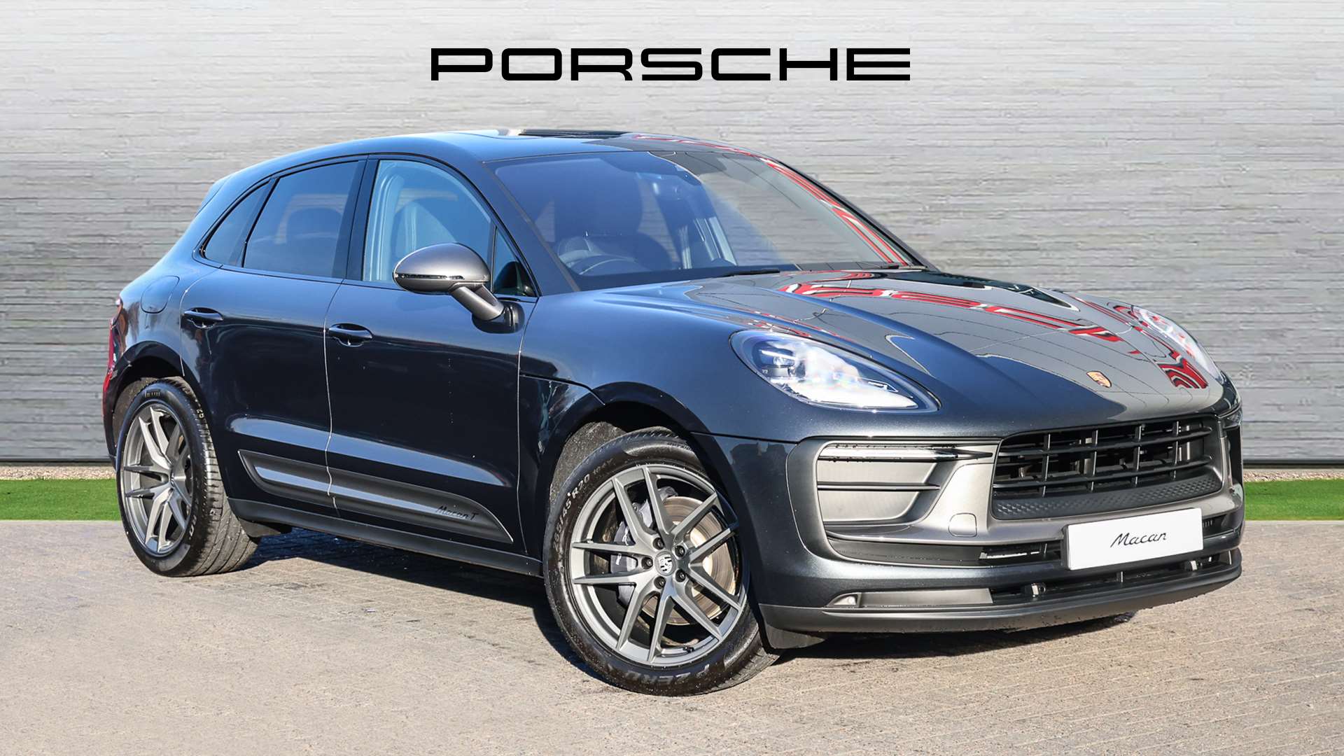 Main listing image - Porsche Macan
