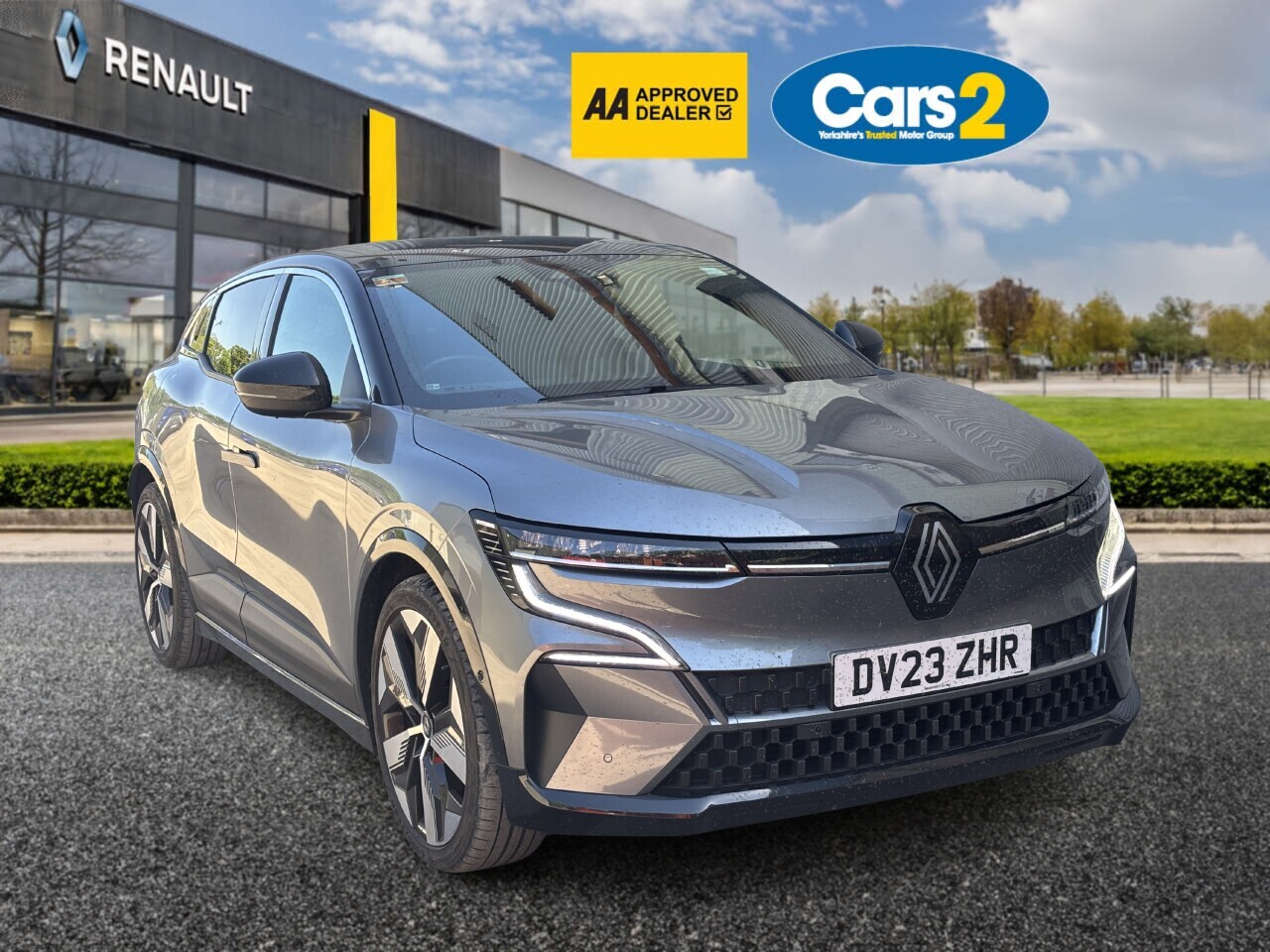 Main listing image - Renault Megane E Tech