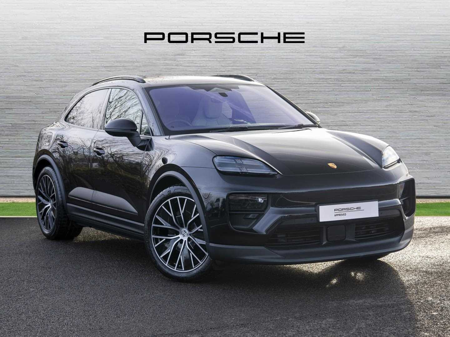 Main listing image - Porsche Macan