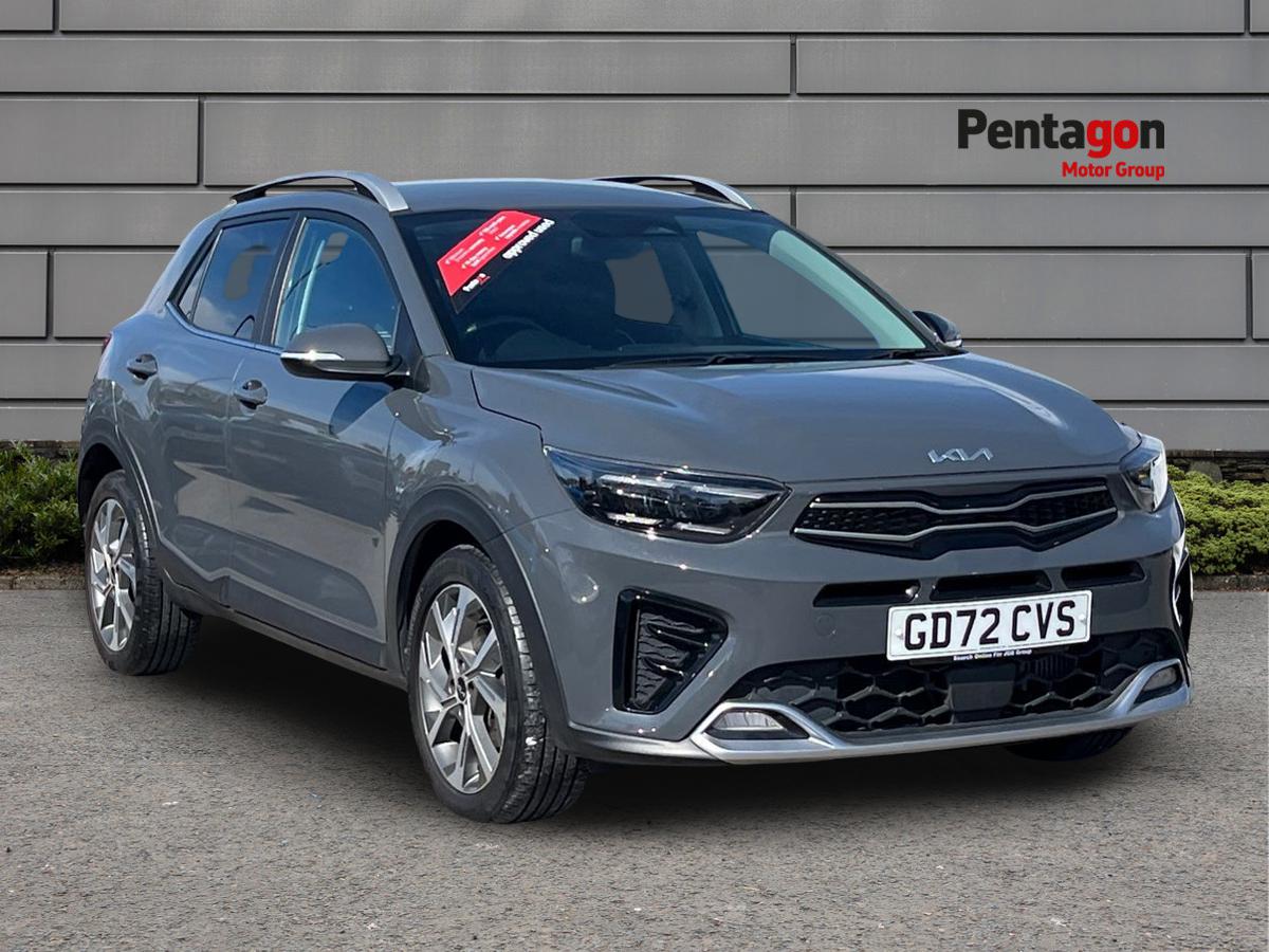 Main listing image - Kia Stonic