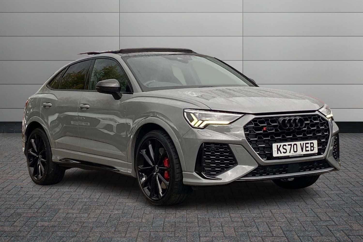 Main listing image - Audi RS Q3