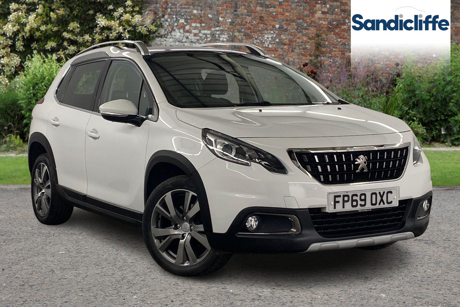 Main listing image - Peugeot 2008