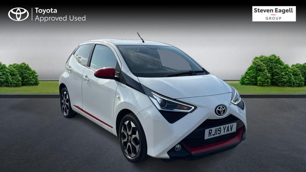 Main listing image - Toyota Aygo