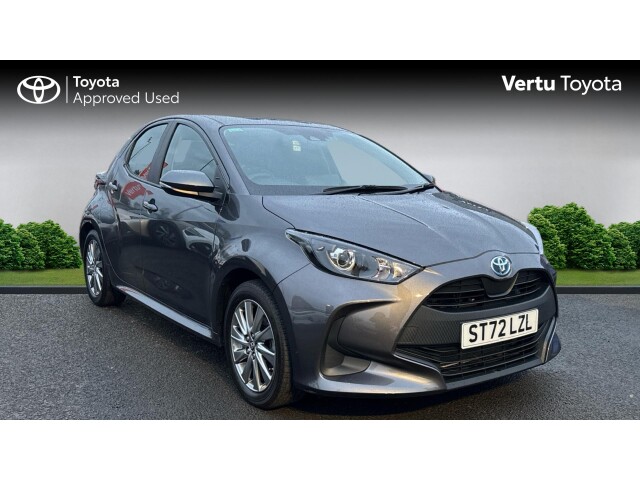 Main listing image - Toyota Yaris