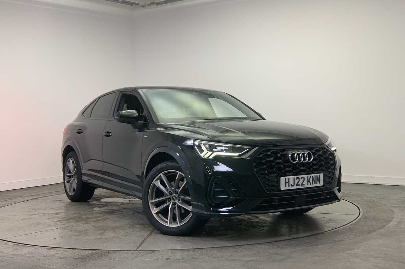 Main listing image - Audi Q3