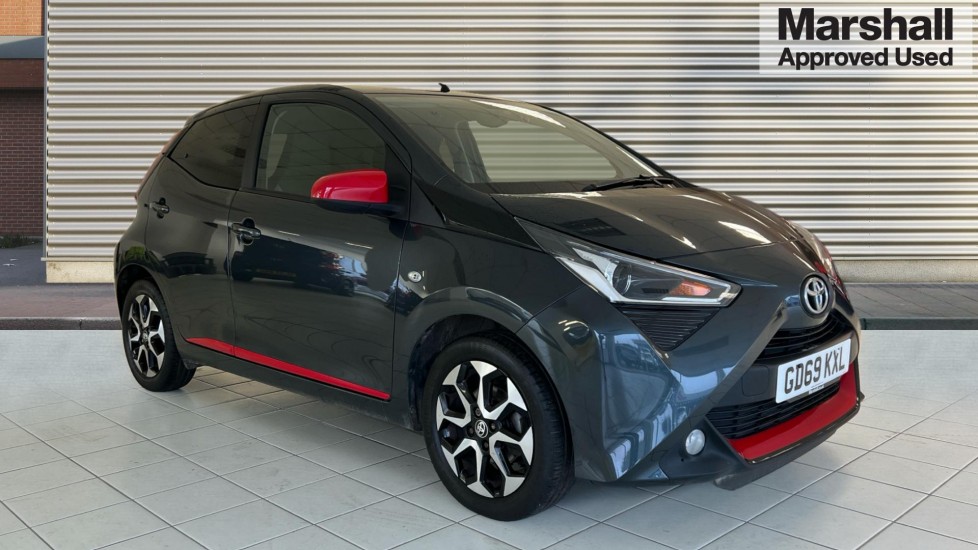 Main listing image - Toyota Aygo