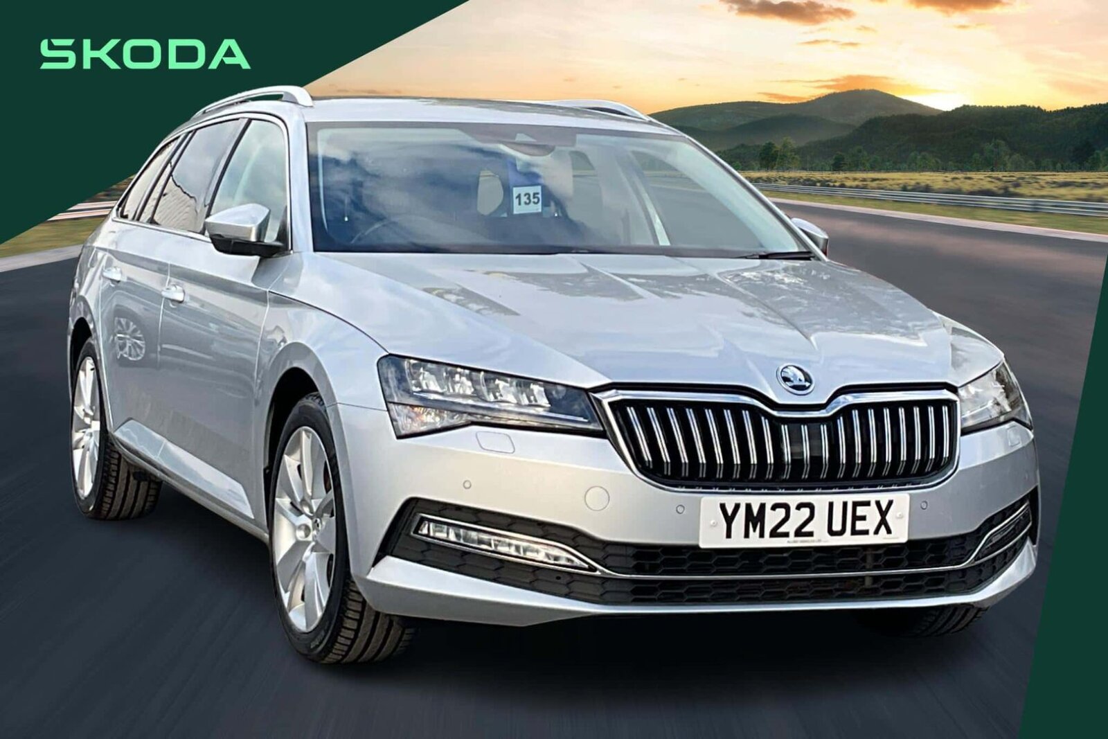 Main listing image - Skoda Superb