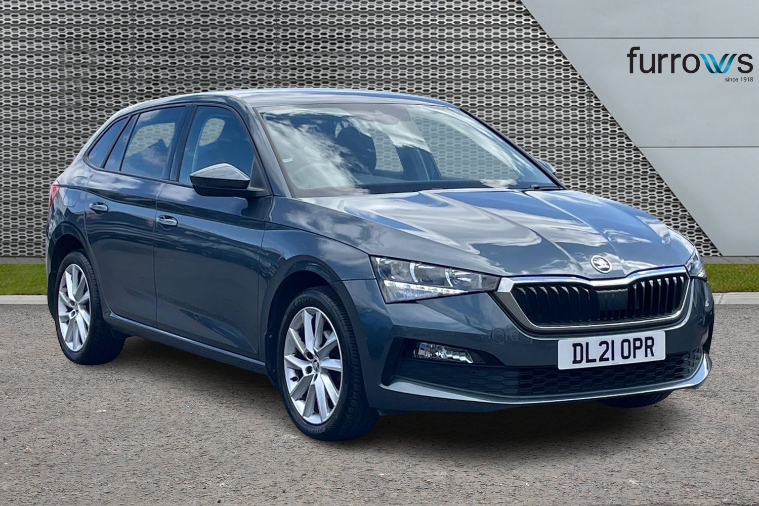 Main listing image - Skoda Scala