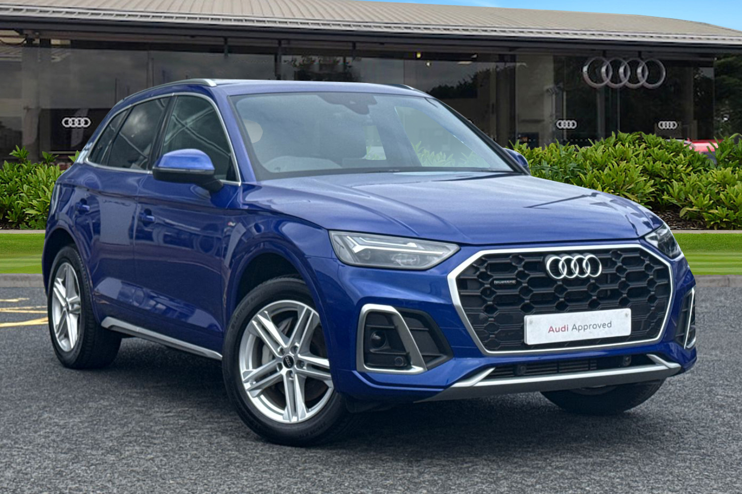 Main listing image - Audi Q5